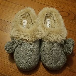 Jessica Simpson Slippers Size 9/10